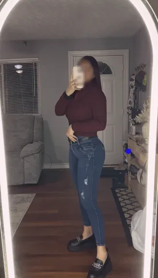 Annika, 29