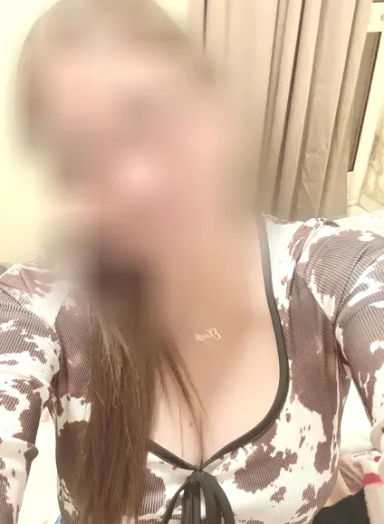 Dilara, 39