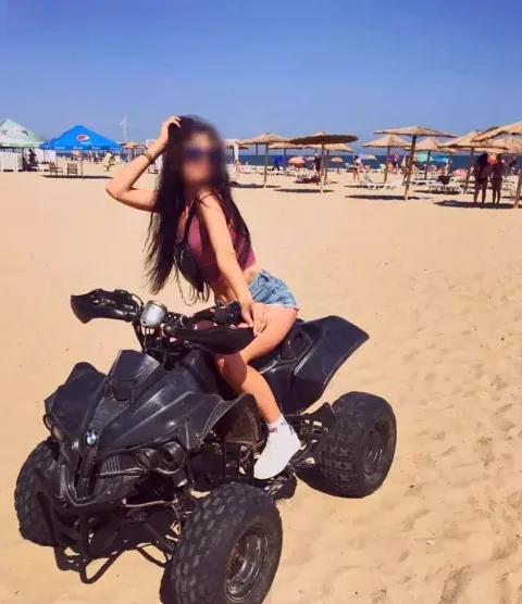Jessica, 39
