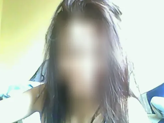 Lilly, 36
