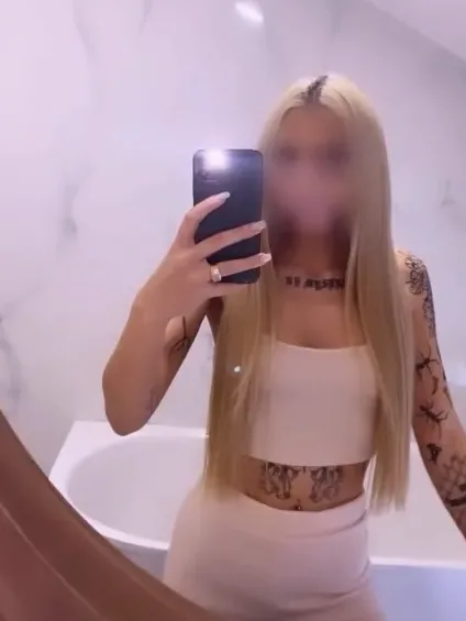 Lisa, 35