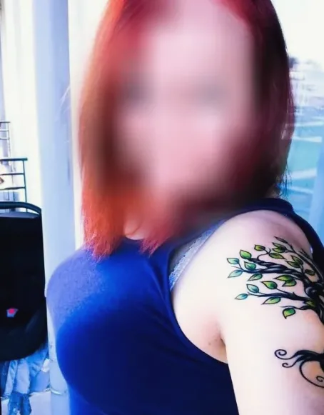 Saskia, 38