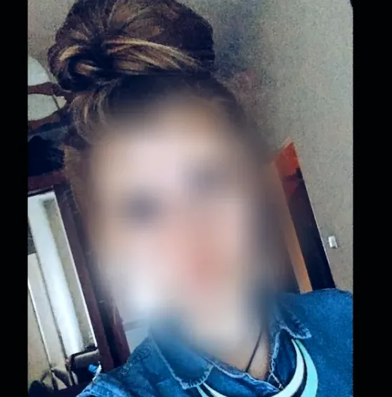 Zeynep, 34